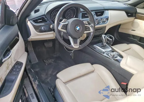 2011 BMW Z4 Sdrive35I z USA, uszkodzony, nr VIN WBALM7C52BE383136